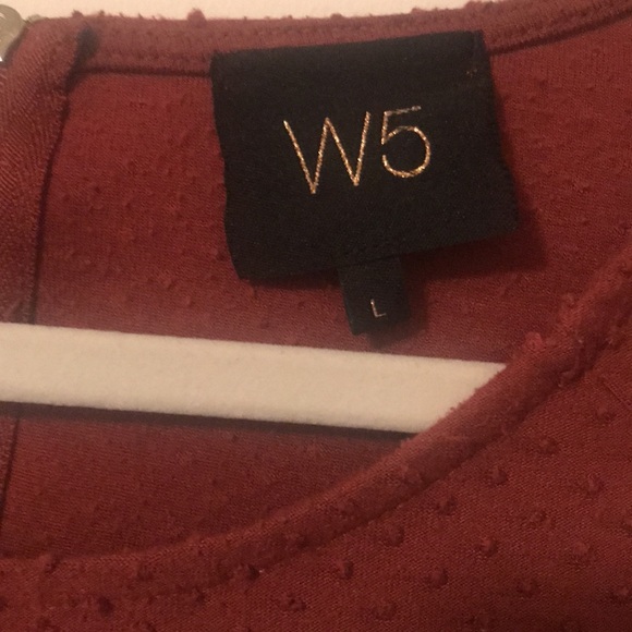 Women’s size large clip dot top bell sleeves - Picture 2 of 3